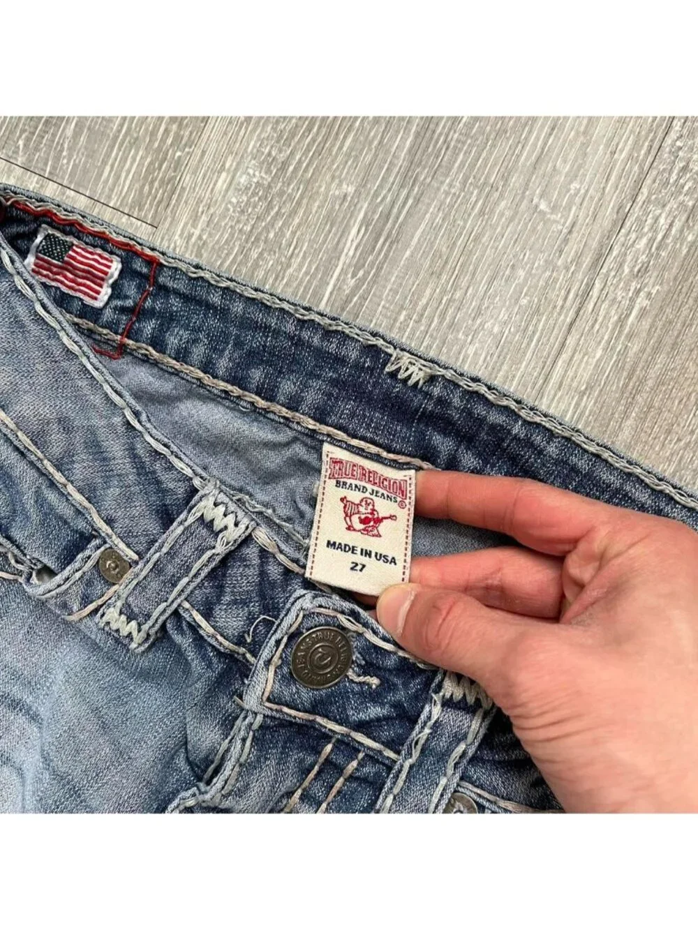 Light Wash Blue / White Vintage Early 2000’s Y2K True Religion Denim Jeans - Picture 5 of 5